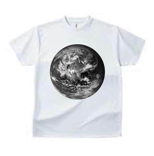 画像をギャラリービューアに読み込む, FAKE EARTH（フェイク・アース）TEE / Ｔシャツ　　WHITE、BLACK
